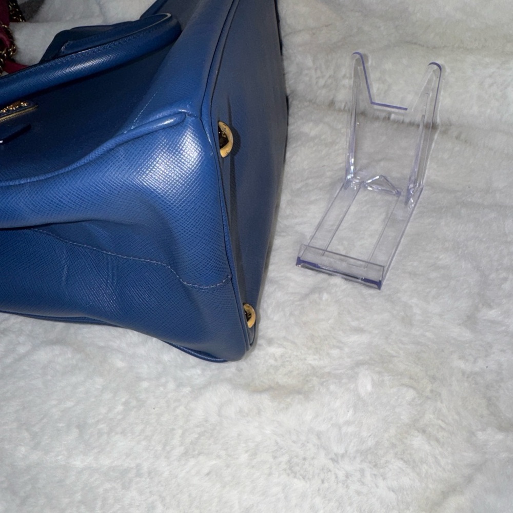 Prada Navy Blue Saffiano Double-Zip Satchel with Gold Hardware - Picture 6 of 7